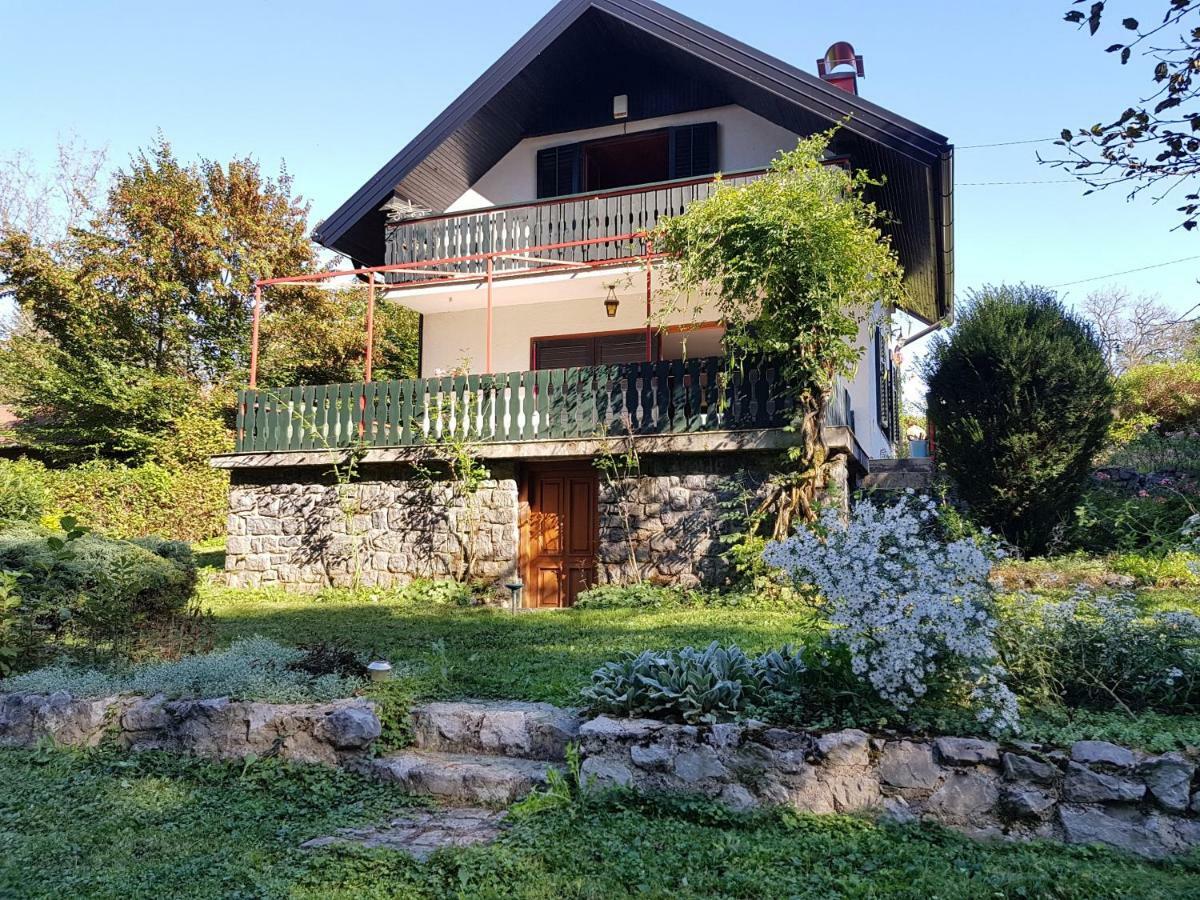 Kuca Za Odmor "Livadica" Villa Netretic Екстериор снимка